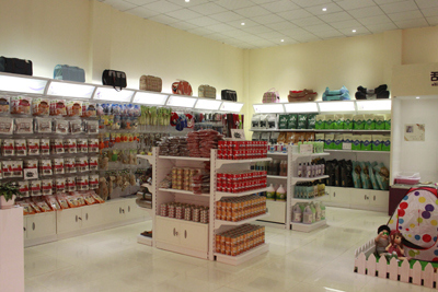 1480051052226953.jpg 样板店店内-3.JPG